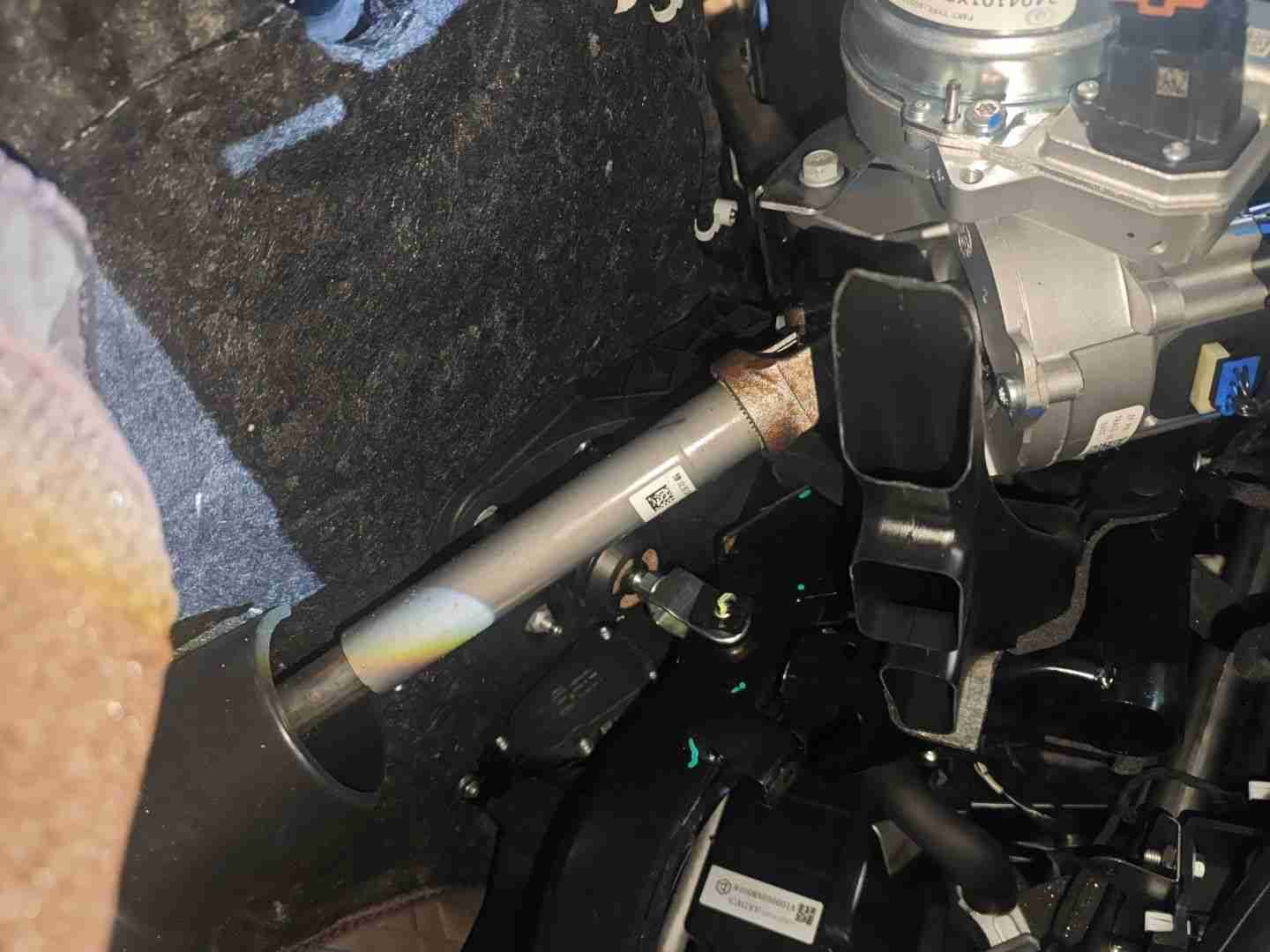 转向柱浮锈痕迹实拍