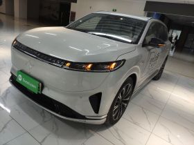 东风奕派 eπ008 2026款 六座增程家享版