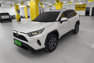 丰田 RAV4荣放 2024款 2.0L CVT两驱风尚版