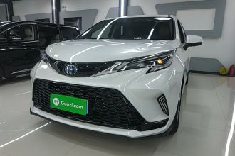 丰田 赛那SIENNA 2023款 2.5L混动 舒适版
