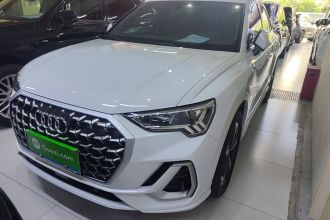 奥迪Q3 2025款 45周年典藏版 35TFSI 时尚动感型