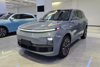 理想汽车 理想L8 2025款 Ultra 智能焕新版