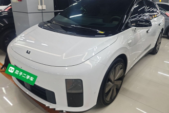 理想汽车 理想i6 2025款 四驱标准版