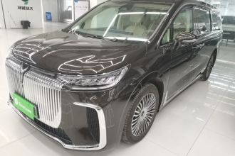 岚图汽车 岚图梦想家 2025款 PHEV 四驱旗舰鲲鹏版