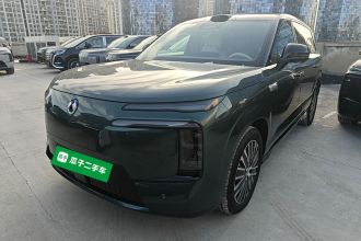 腾势N8L 2025款 尊荣型
