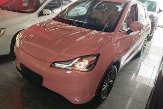 哪吒汽车 哪吒V 2022款 潮 400 Lite 粉色定制款