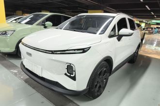 吉利几何E萤火虫 2024款 401km 萤光