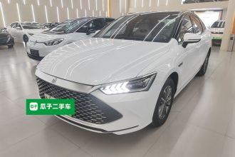比亚迪 秦PLUS 2024款 荣耀版 DM-i 55KM领先型