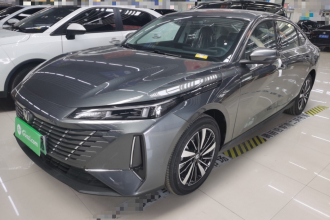 长安 逸动PHEV 2025款 智慧新蓝鲸 145KM 战舰版