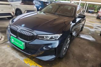 宝马i3 2024款 eDrive 35 L