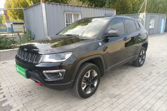 Jeep 指南者 2017款 200TS 自动高性能四驱版