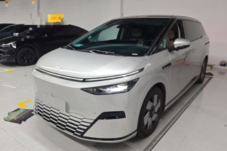 小鹏X9 2024款 702超长续航Max