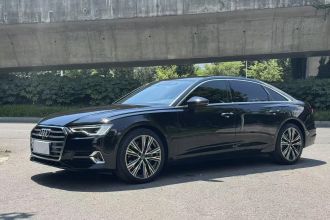 奥迪A6L 2024款 45 TFSI quattro 臻选致雅型