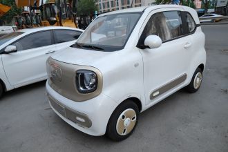 奔腾小马 2026款 222km 炫彩马