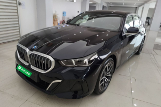 宝马i5 2025款 eDrive 40L M运动套装