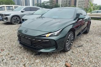 名爵 MG7 2023款 2.0T 自动猎美奢享版