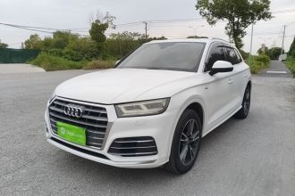 奥迪Q5L 2020款 改款 40 TFSI 荣享时尚型