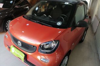 smart fortwo 2015款 1.0L 52千瓦硬顶灵动版