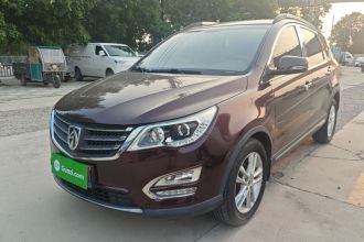 宝骏560 2016款 1.8L 手动精英型