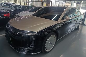 鸿蒙智行 尊界S800 2025款 增程 星耀行政版 4座 (192线激光雷达）