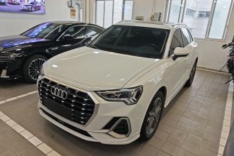 奥迪Q3 2021款 40 TFSI 时尚动感型