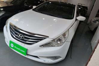 现代 索纳塔 2014款 2.0L 自动豪华版