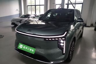 智己汽车 智己LS8 2026款 52 Max+ 奢享大六座