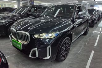 宝马X5 2023款 xDrive 40Li M运动套装