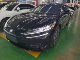 腾势Z9 2024款 1100km 四驱Max版