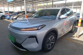 吉利银河 银河星舰7 EM-i 2025款 120km 启航+版