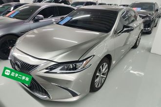 雷克萨斯ES 2020款 200 卓越版