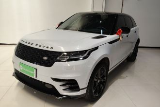 路虎 揽胜星脉 2021款 P250 熠黑珍藏版