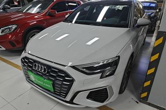 奥迪A3 2021款 A3L Limousine 35 TFSI 豪华运动型