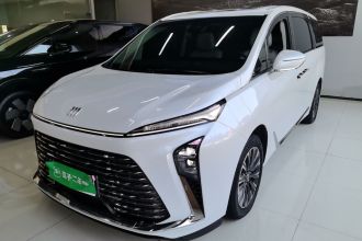别克GL8 2025款 陆尊 智享版
