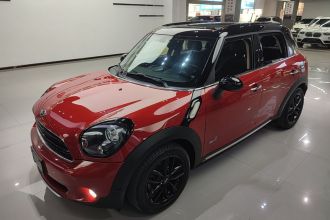 MINI Countryman 2016款 1.6T COOPER ALL4 Fun装备控