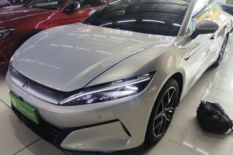 比亚迪 汉L 2025款 EV 四驱激光雷达旗舰型