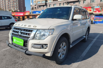 三菱 帕杰罗(进口)  3.0L 自动标准版 国V