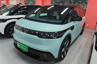 极氪MIX 2025款 智驾版