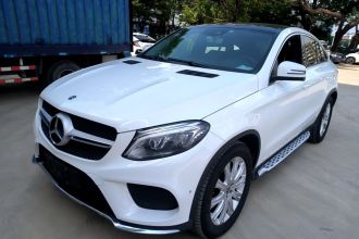 奔驰GLE轿跑 2017款 GLE 320 4MATIC 轿跑SUV