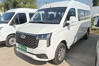 上汽大通MAXUS 新途V80 2025款 PRO傲运通 2.0T  自动长轴中顶 6/7/8/9座