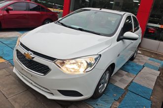 雪佛兰 2015款 赛欧3 1.5L 手动理想天窗版