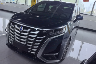 腾势D9 2025款 DM-i 智驾版 1020 四驱旗舰型