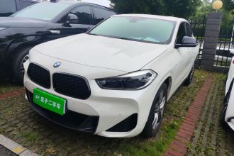 宝马X2 2023款 sDrive25i M运动曜夜版