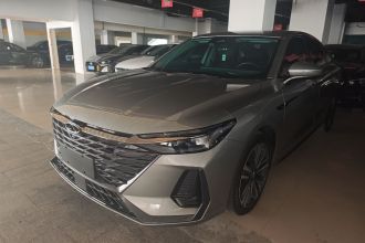 奇瑞 艾瑞泽8 2023款 高能版 2.0T DCT劲
