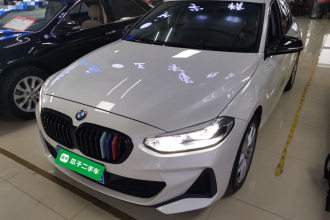 宝马1系 2021款 改款 120i M运动曜夜版