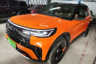 福特 探险者 2024款 2.3T EcoBoost 昆仑巅峰版 7座