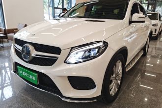 奔驰GLE轿跑 2017款 GLE 320 4MATIC 轿跑SUV