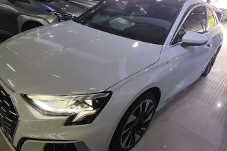 奥迪A3 2023款 改款 A3L Limousine 35 TFSI 时尚运动型