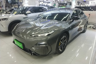 吉利银河 银河E8 2024款 550km 后驱龙腾版