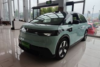 极氪MIX 2025款 智驾版